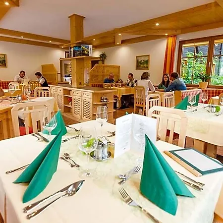 Gasthof-pension Waldfriede Hotel