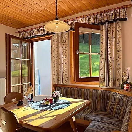 Gasthof-pension Waldfriede Hotel Liesing