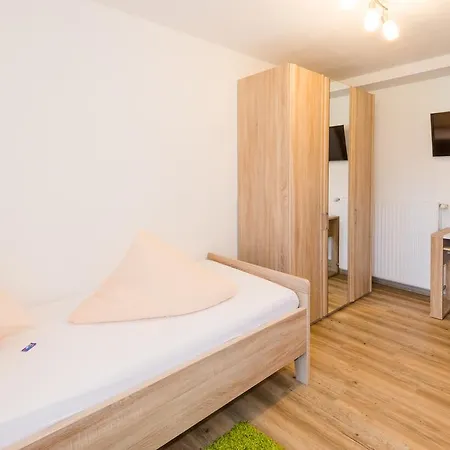 Hotel Gasthof-pension Waldfriede 3*