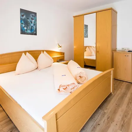 Hotel Gasthof-pension Waldfriede Liesing