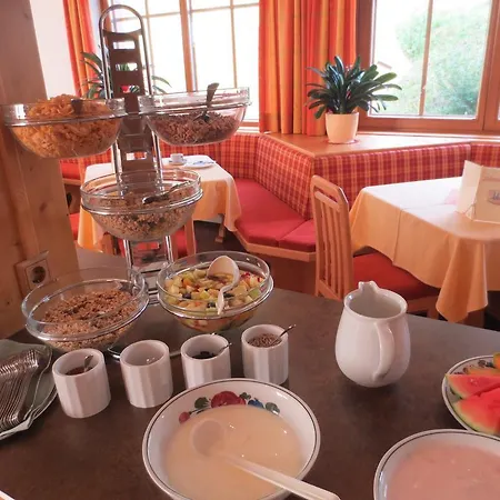 Gasthof-pension Waldfriede Hotel Liesing